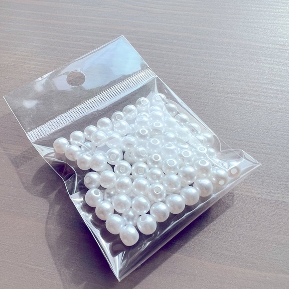 🆕 NEW 100 pcs 6 mm White Pearl Beads Perles lustrées blanches Round - Picture 3 of 16